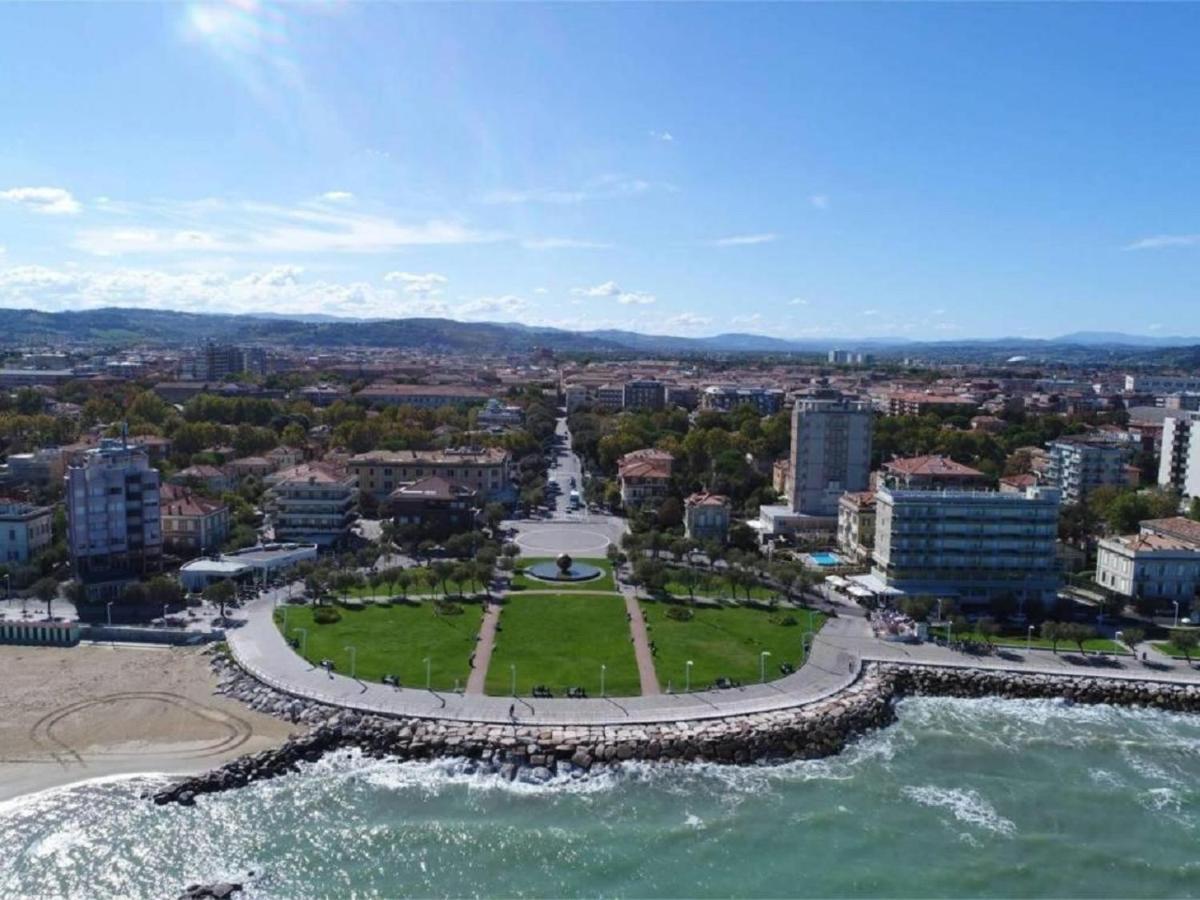 Casa Gramsci Luxury Apartment Pesaro Exterior foto