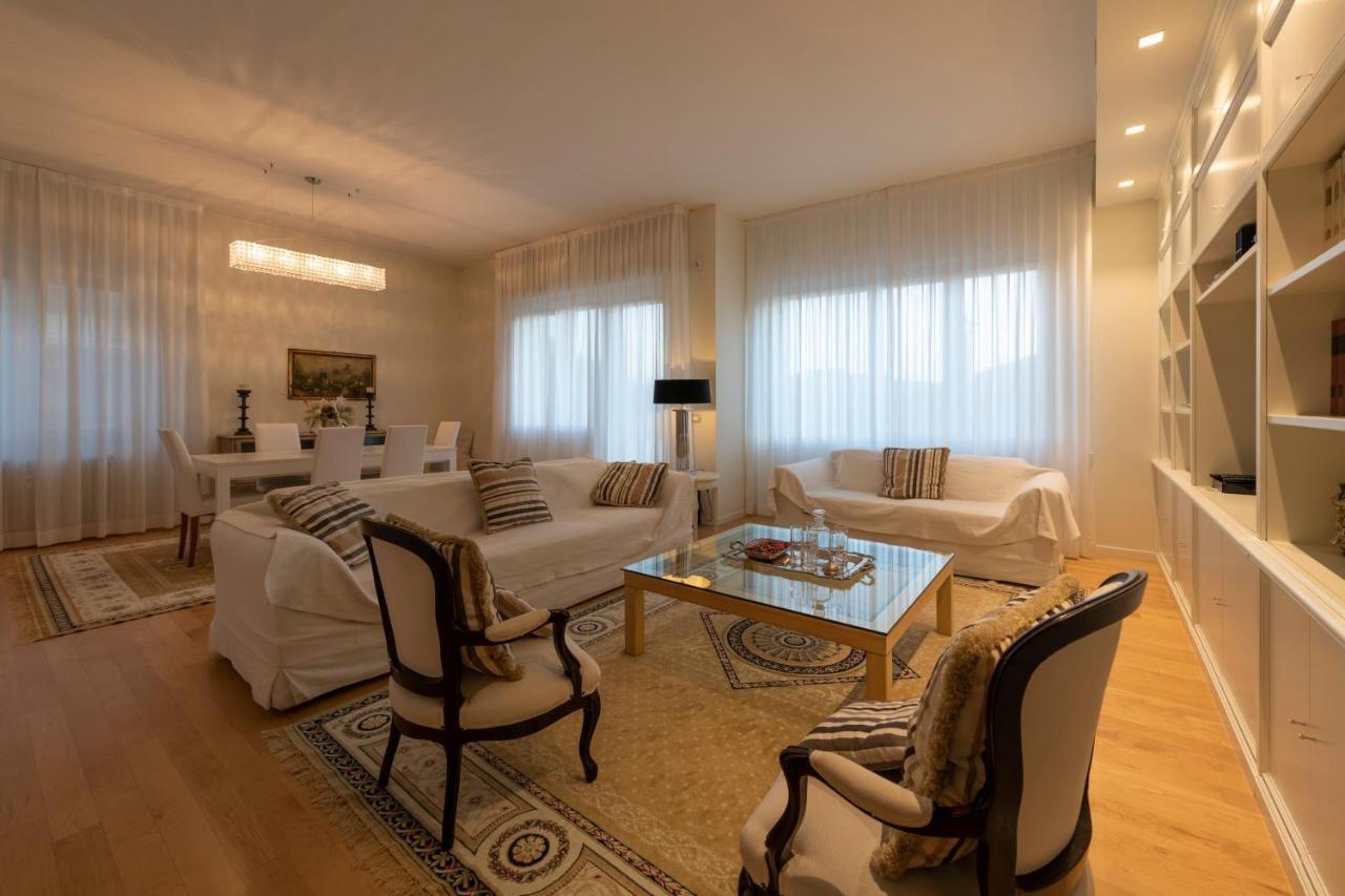 Casa Gramsci Luxury Apartment Pesaro Exterior foto