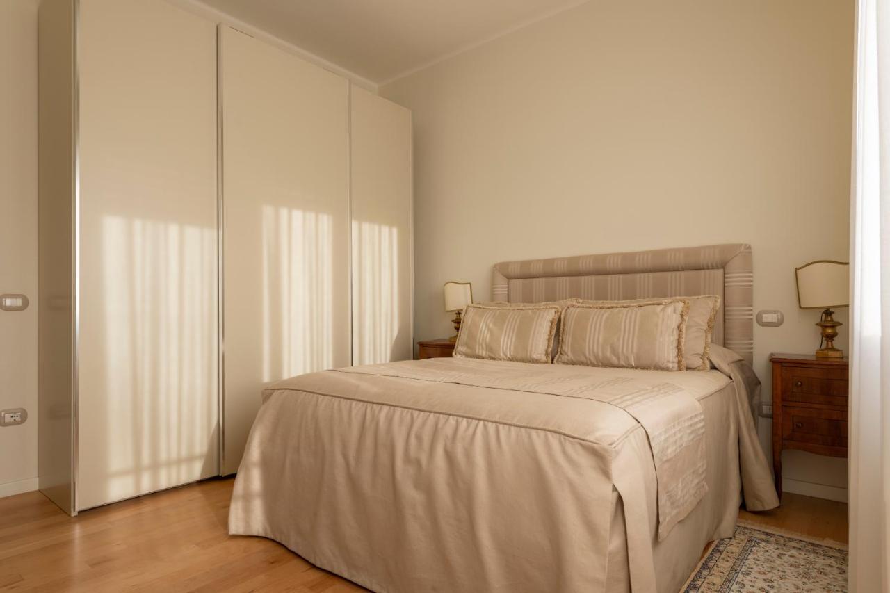 Casa Gramsci Luxury Apartment Pesaro Exterior foto