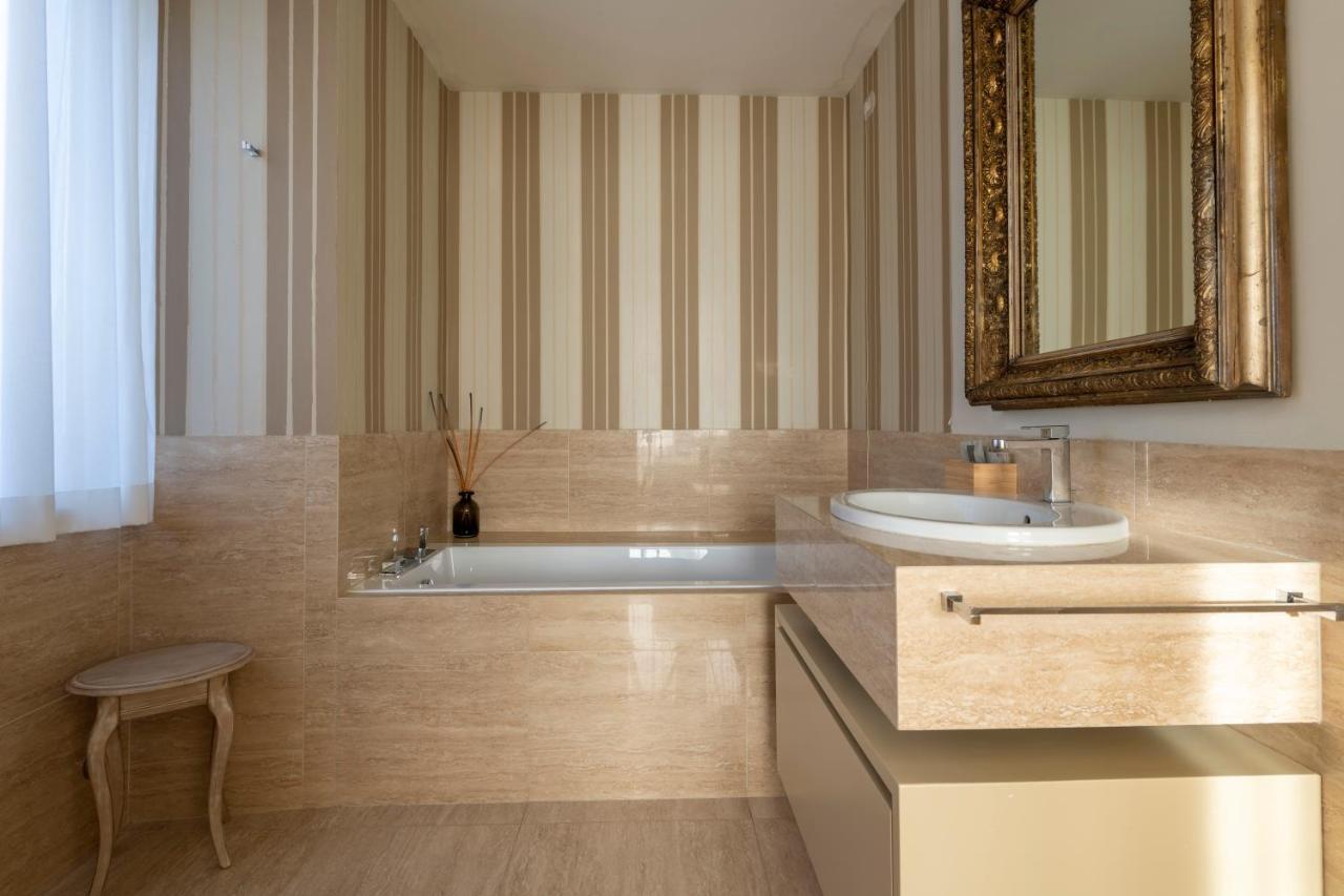 Casa Gramsci Luxury Apartment Pesaro Exterior foto
